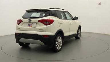 2019 Mahindra XUV 3OO