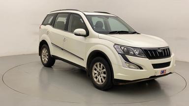 2017 Mahindra XUV500